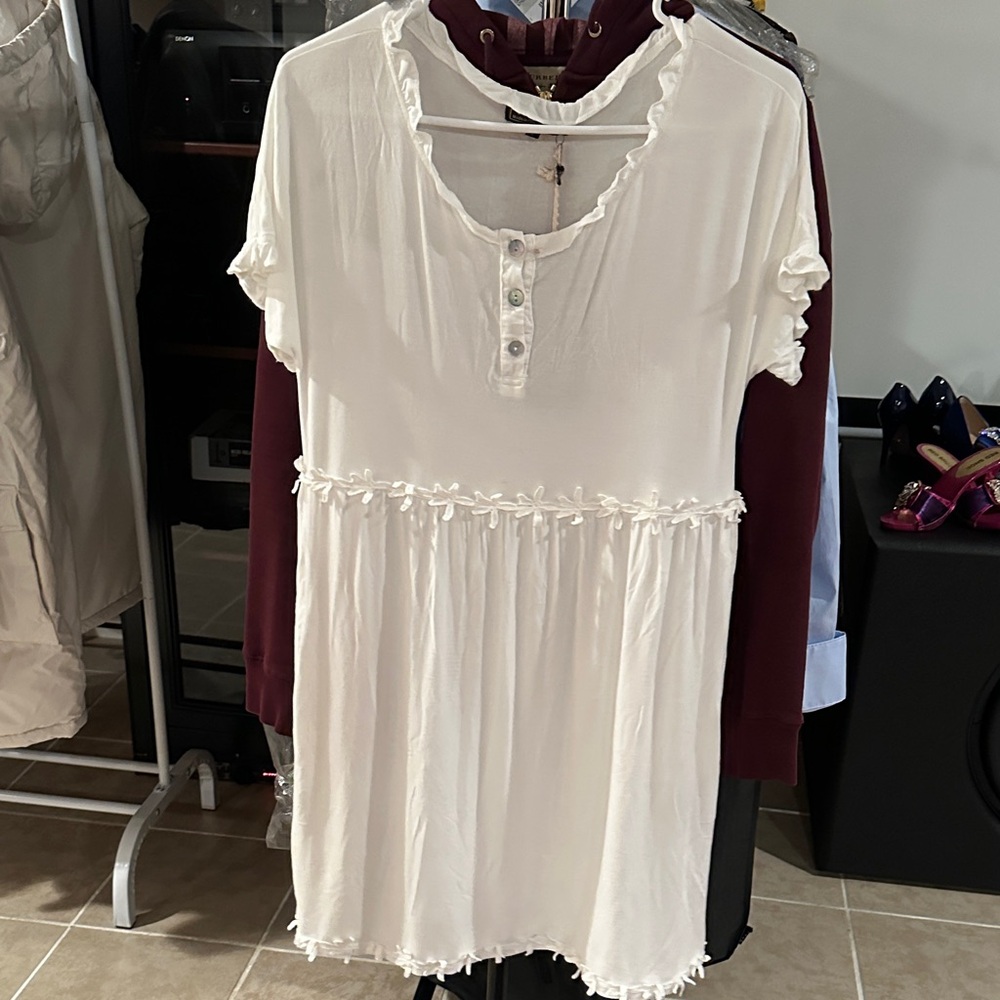 POL Cream Ruffled Tunic Top